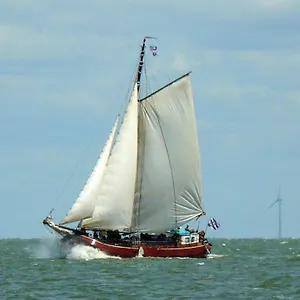 https://sudermar.zandvoort-hotels.com